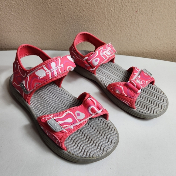 New Balance |Girls 6/Womens 8| PinkAbstract Print Open Toe Water Sandals - Picture 2 of 9